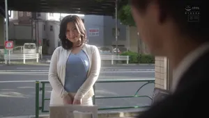 Người chồng yếu không làm lên đỉnh, vợ yêu lên mạng tìm trai trẻ đụ khỏe